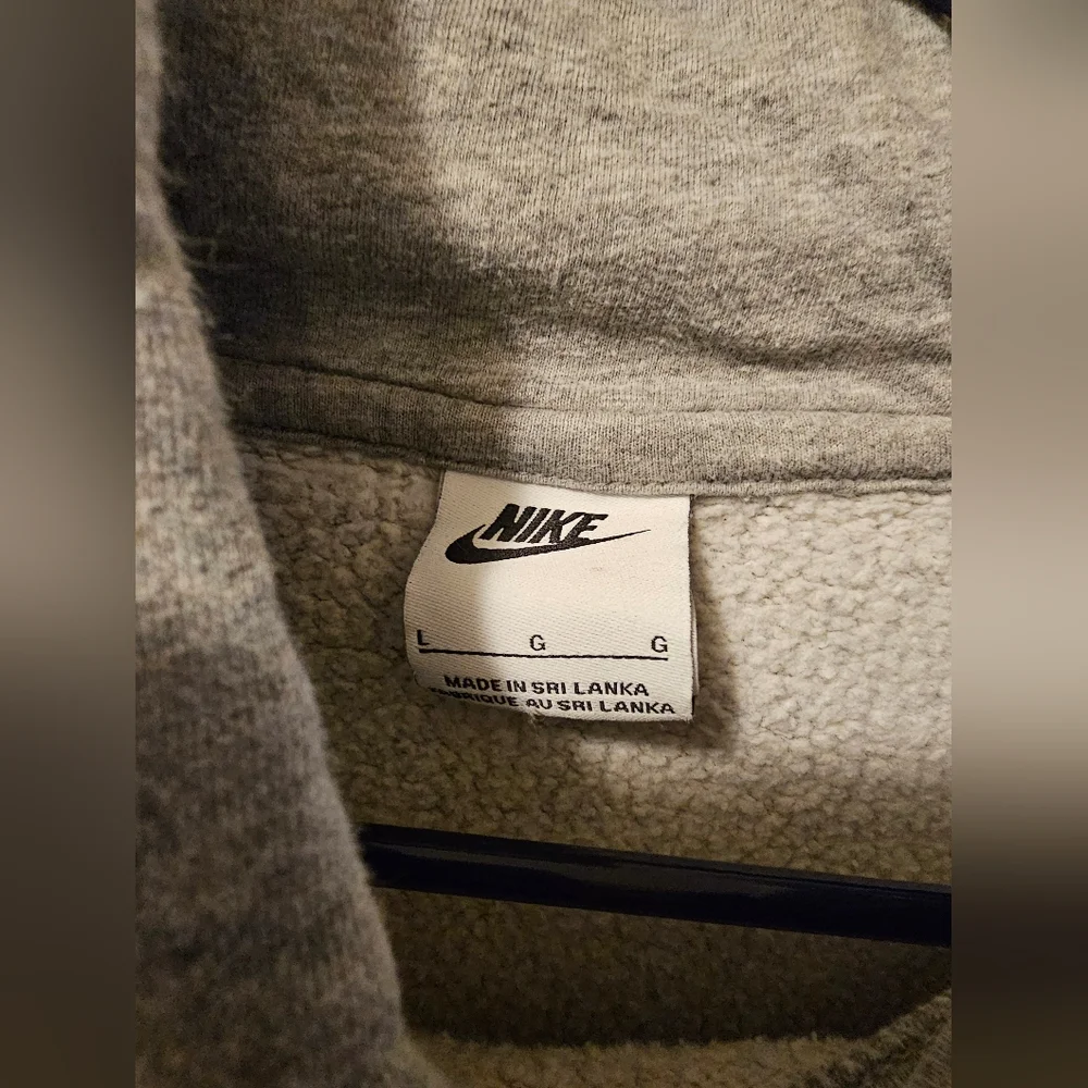 Nike Hoodie Gray Embroidered Logo Men’s Size L